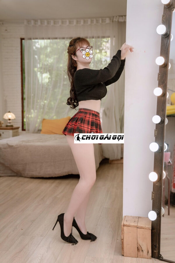 THAO NHI EM GAI NGUC TO LAM TINH BAO PHE VA TINH CAM MASSGE PUCK 7